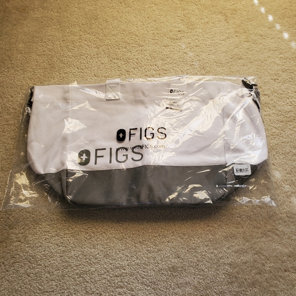 Figs Other Figs Optic White Laminated Tote Poshmark